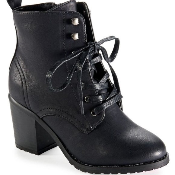 Aeropostale Shoes - Black heeled boots